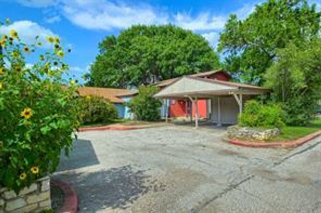 4814A Misty Slope LN, Austin, TX 78744