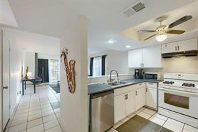 4814A Misty Slope LN, Austin, TX 78744