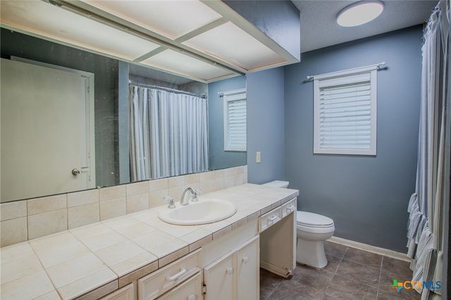 503 Sherwood Drive, Victoria, TX 77901