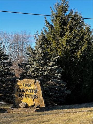 8987 Oak Country Lane, De Soto, KS 66018