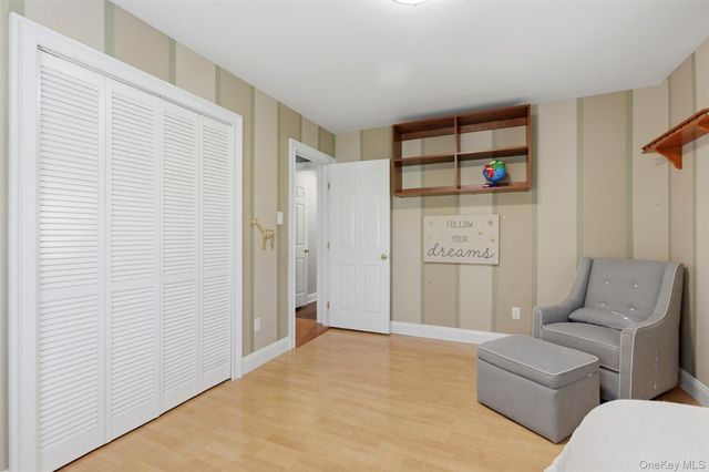 28 Manchester Lane, Stony Brook, NY 11790