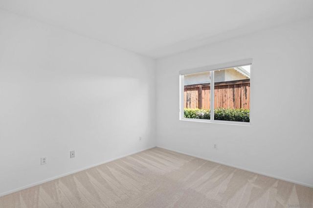 5761 Spur Ave, Oceanside, CA 92057