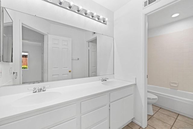 5761 Spur Ave, Oceanside, CA 92057