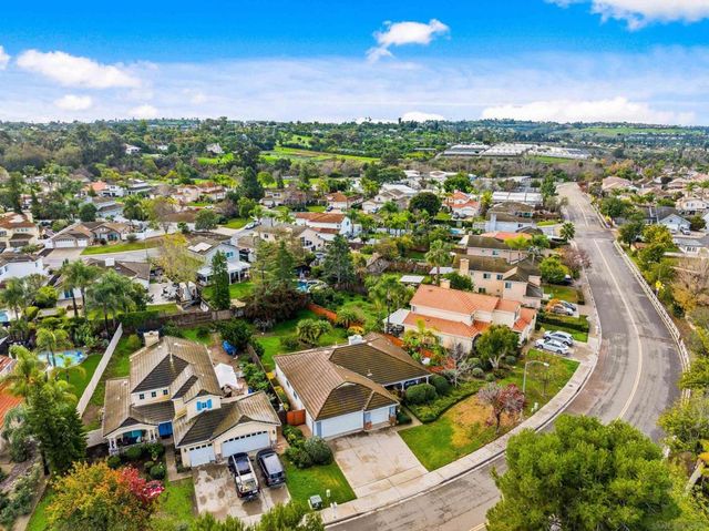 5761 Spur Ave, Oceanside, CA 92057