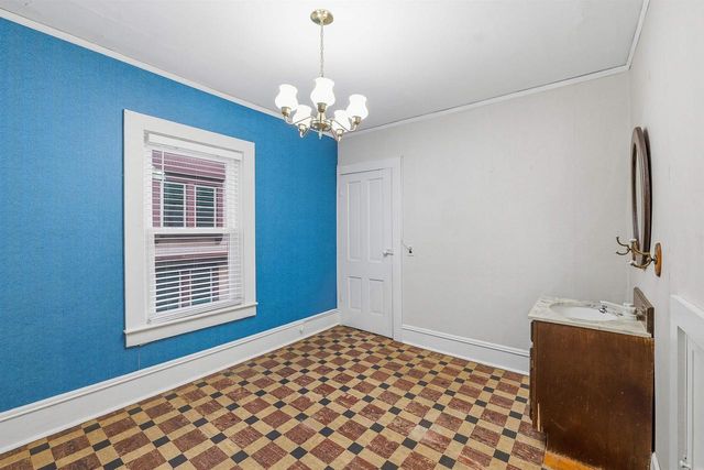 23 N PARK AVENUE, Fond Du Lac, WI 54935