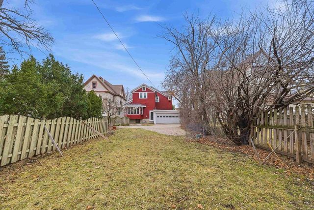 23 N PARK AVENUE, Fond Du Lac, WI 54935