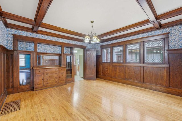 23 N PARK AVENUE, Fond Du Lac, WI 54935