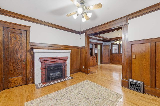 23 N PARK AVENUE, Fond Du Lac, WI 54935