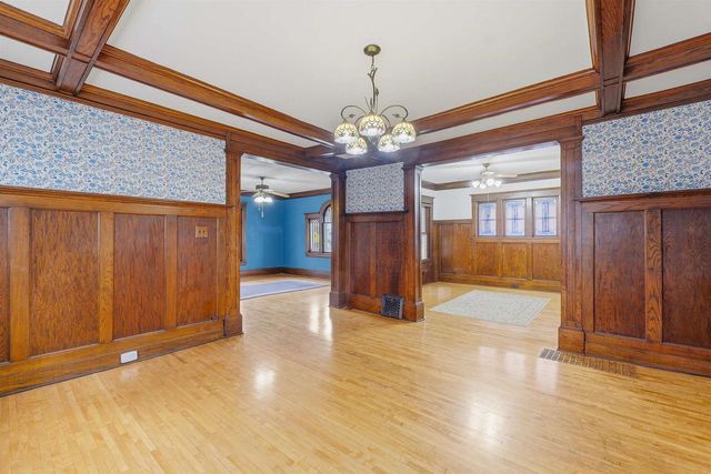 23 N PARK AVENUE, Fond Du Lac, WI 54935