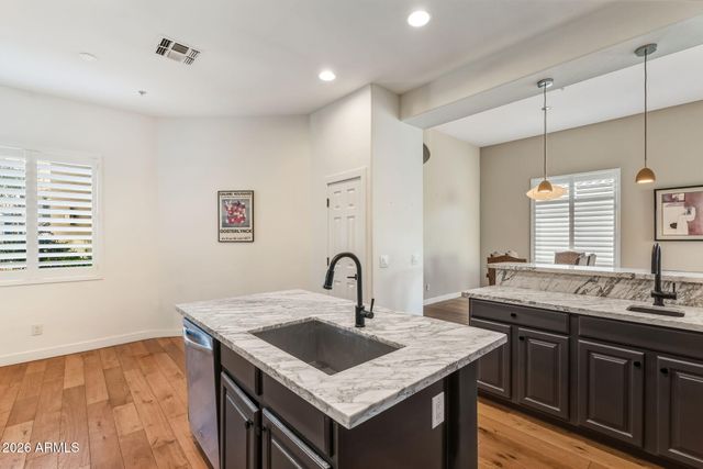 19550 N GRAYHAWK Drive 1108, Scottsdale, AZ 85255