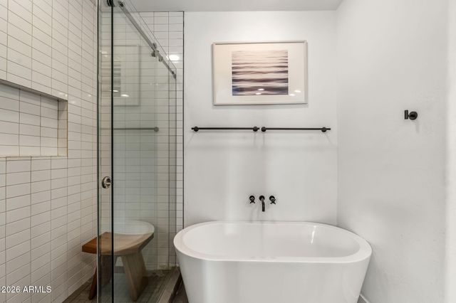 19550 N GRAYHAWK Drive 1108, Scottsdale, AZ 85255