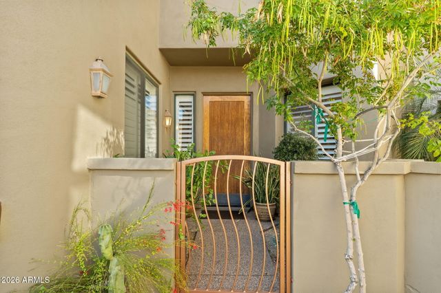 19550 N GRAYHAWK Drive 1108, Scottsdale, AZ 85255