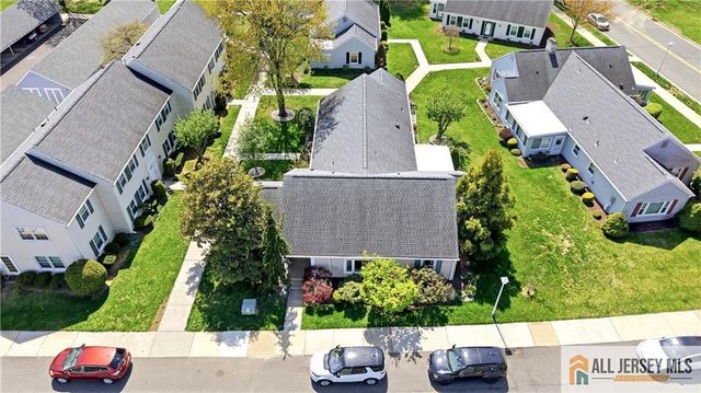 272 Middlebury Lane 272C, Monroe, NJ 08831