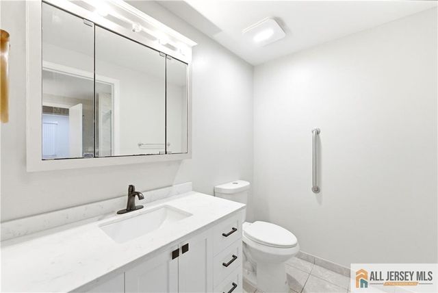 272 Middlebury Lane 272C, Monroe, NJ 08831