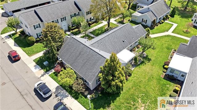 272 Middlebury Lane 272C, Monroe, NJ 08831