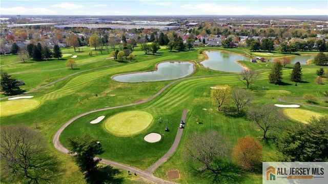 272 Middlebury Lane 272C, Monroe, NJ 08831