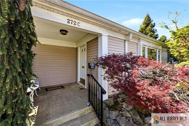 272 Middlebury Lane 272C, Monroe, NJ 08831