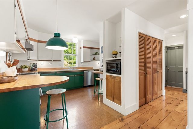 34 Pearl Street, Marblehead, MA 01945