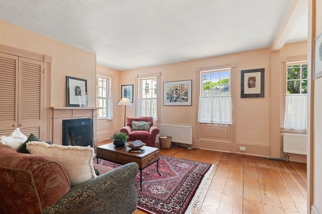 34 Pearl Street, Marblehead, MA 01945