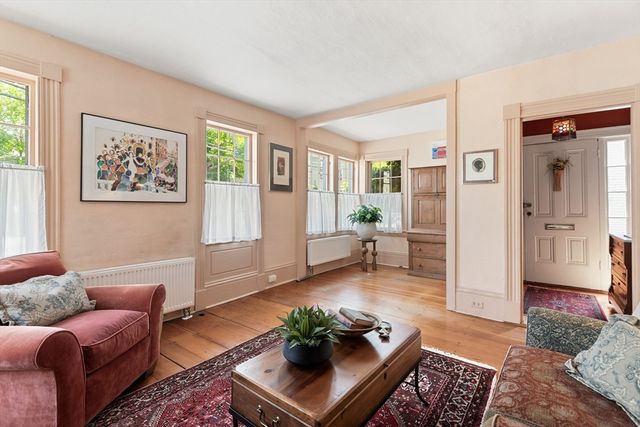 34 Pearl Street, Marblehead, MA 01945