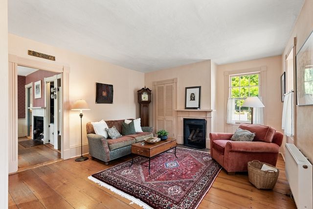 34 Pearl Street, Marblehead, MA 01945