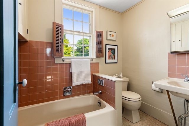34 Pearl Street, Marblehead, MA 01945