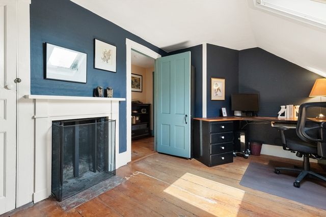 34 Pearl Street, Marblehead, MA 01945