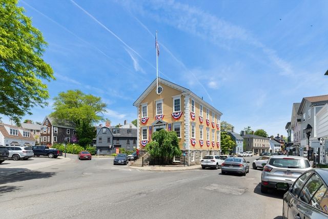 34 Pearl Street, Marblehead, MA 01945