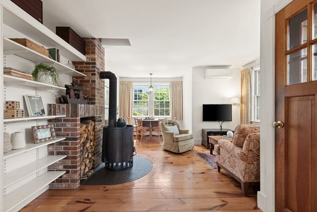 34 Pearl Street, Marblehead, MA 01945