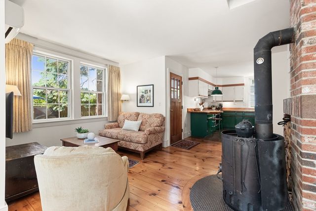 34 Pearl Street, Marblehead, MA 01945