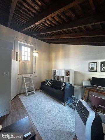 2013 MORAVIAN ST, Philadelphia, PA 19103