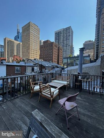 2013 MORAVIAN ST, Philadelphia, PA 19103