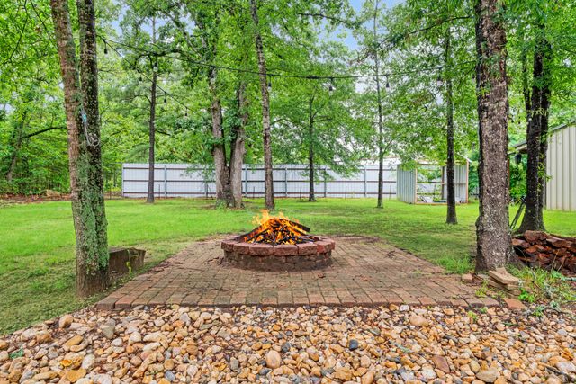 144 County Road 43400, Paris, TX 75462