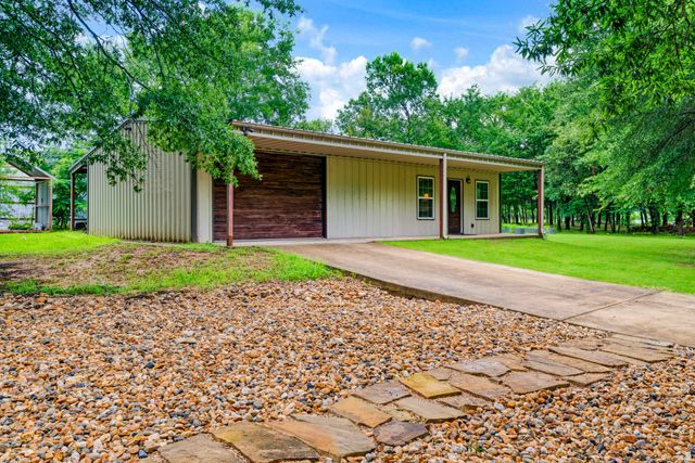 144 County Road 43400, Paris, TX 75462