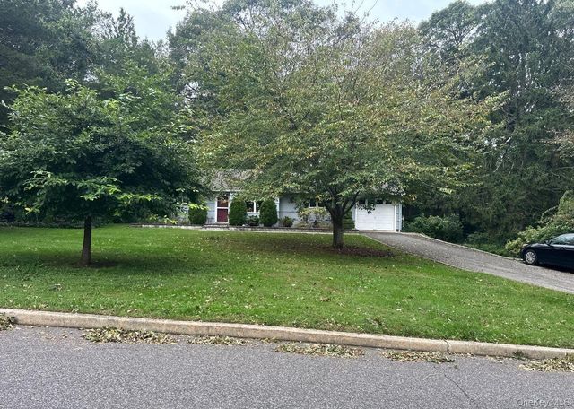 35 Soundview Drive, Fort Salonga, NY 11768