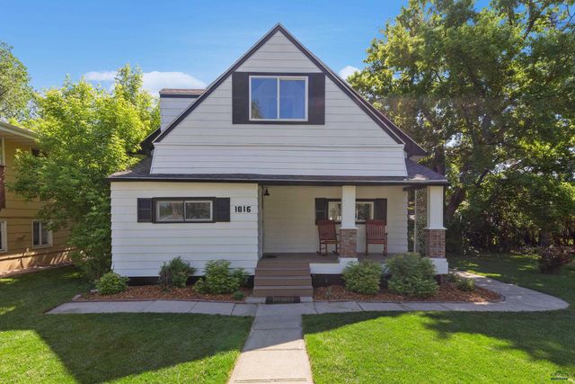1816 EVERGREEN DR, Rapid City, SD 57702