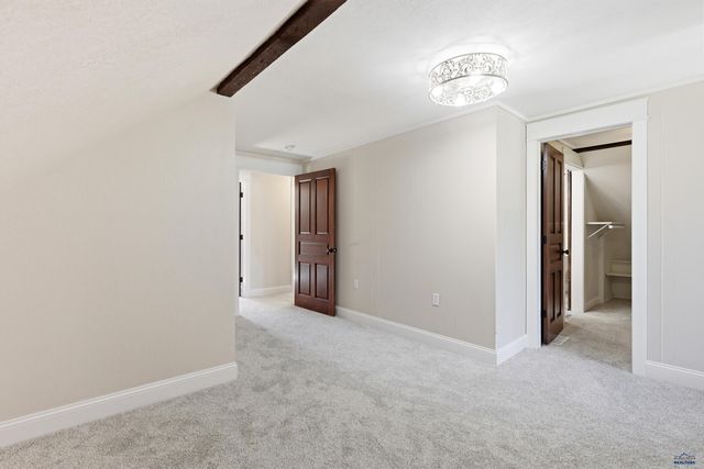 1816 EVERGREEN DR, Rapid City, SD 57702