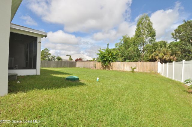 241 Saint Andre Boulevard SW, Palm Bay, FL 32908