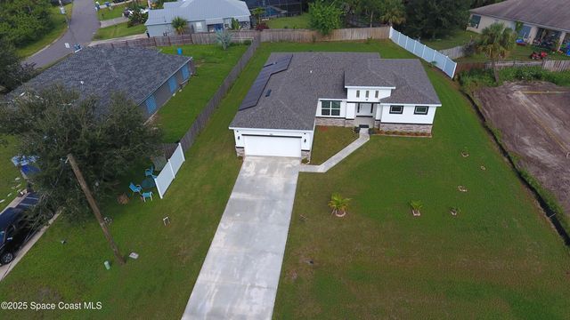 241 Saint Andre Boulevard SW, Palm Bay, FL 32908