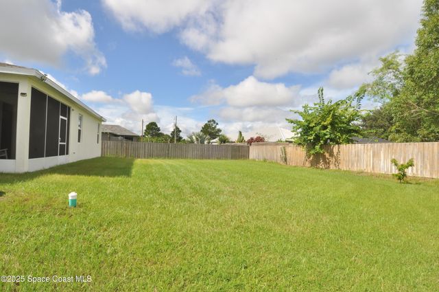 241 Saint Andre Boulevard SW, Palm Bay, FL 32908