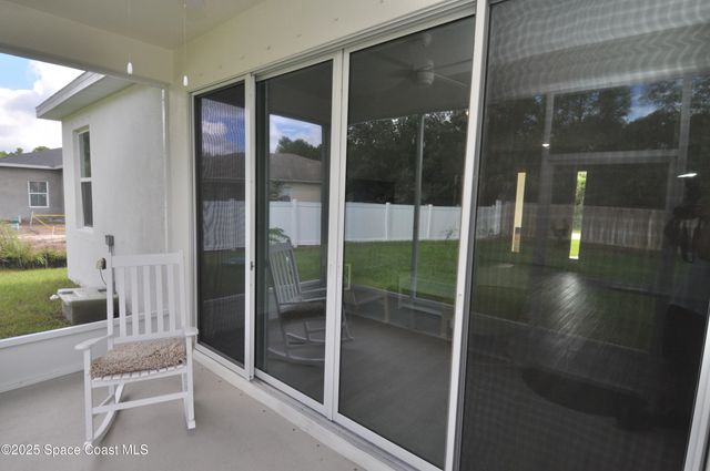 241 Saint Andre Boulevard SW, Palm Bay, FL 32908