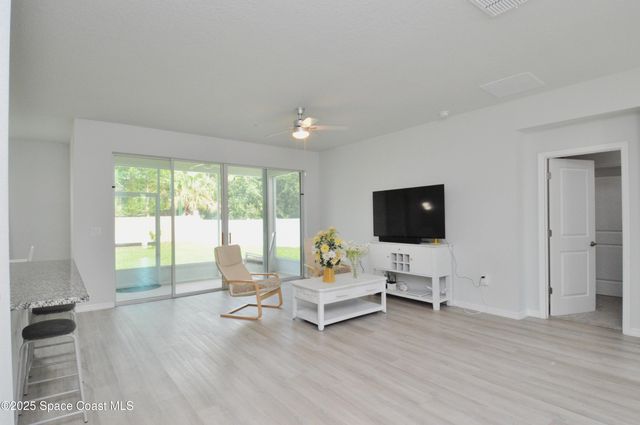 241 Saint Andre Boulevard SW, Palm Bay, FL 32908