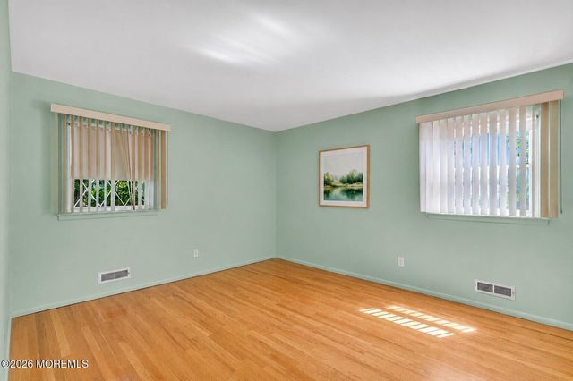 129 Poplar Way, Brick, NJ 08724