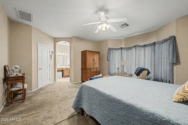 3645 S JOSHUA TREE Lane, Gilbert, AZ 85297