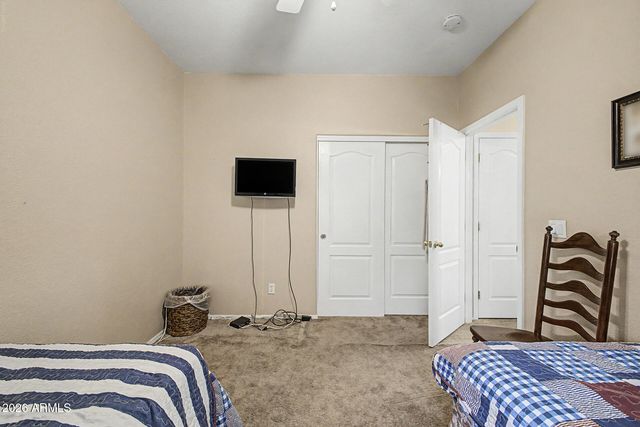 3645 S JOSHUA TREE Lane, Gilbert, AZ 85297