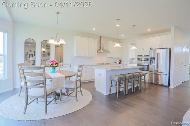 13101 Valencia Drive, Utica, MI 48315