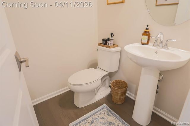 13101 Valencia Drive, Utica, MI 48315