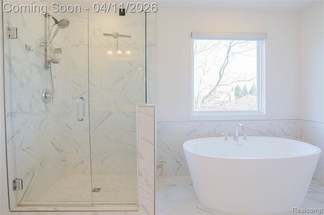 13101 Valencia Drive, Utica, MI 48315