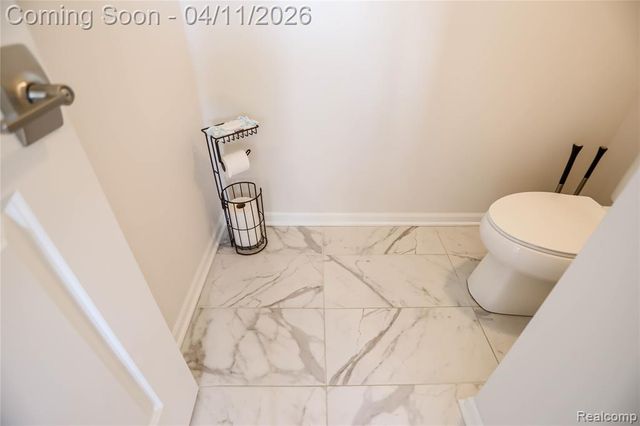 13101 Valencia Drive, Utica, MI 48315