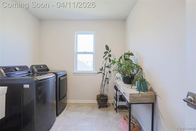 13101 Valencia Drive, Utica, MI 48315